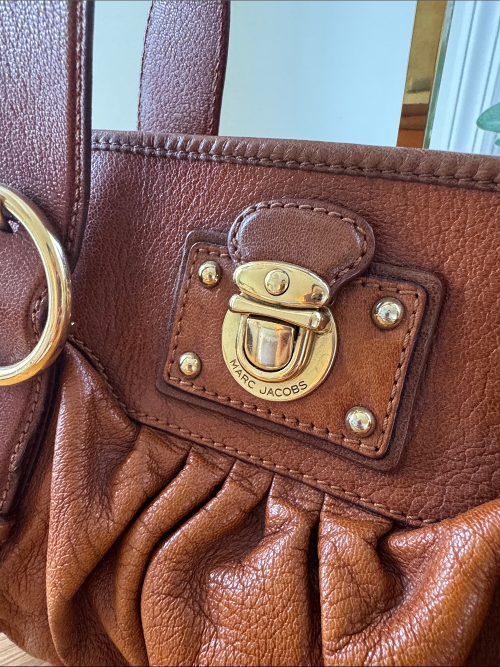 Marc Jacobs Brown Leather Messenger Bag with Gold Hardware - Picture 3 of 13